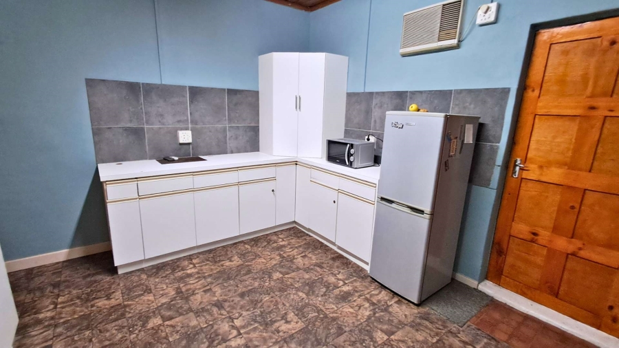 To Let 2 Bedroom Property for Rent in De Kuilen Western Cape